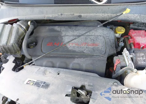 2019 Jeep Compass Altitude 4X4 from USA, damaged, VIN 3C4NJDBB5KT682629